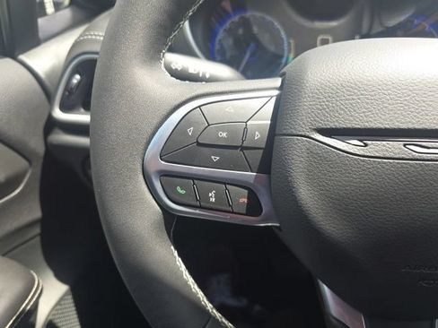New 2027 Chrysler Pacifica Select AWD/4WD image 13