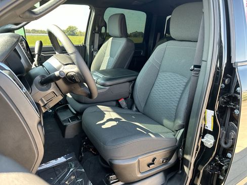 Used 2025 RAM 2500 Big Horn image 11