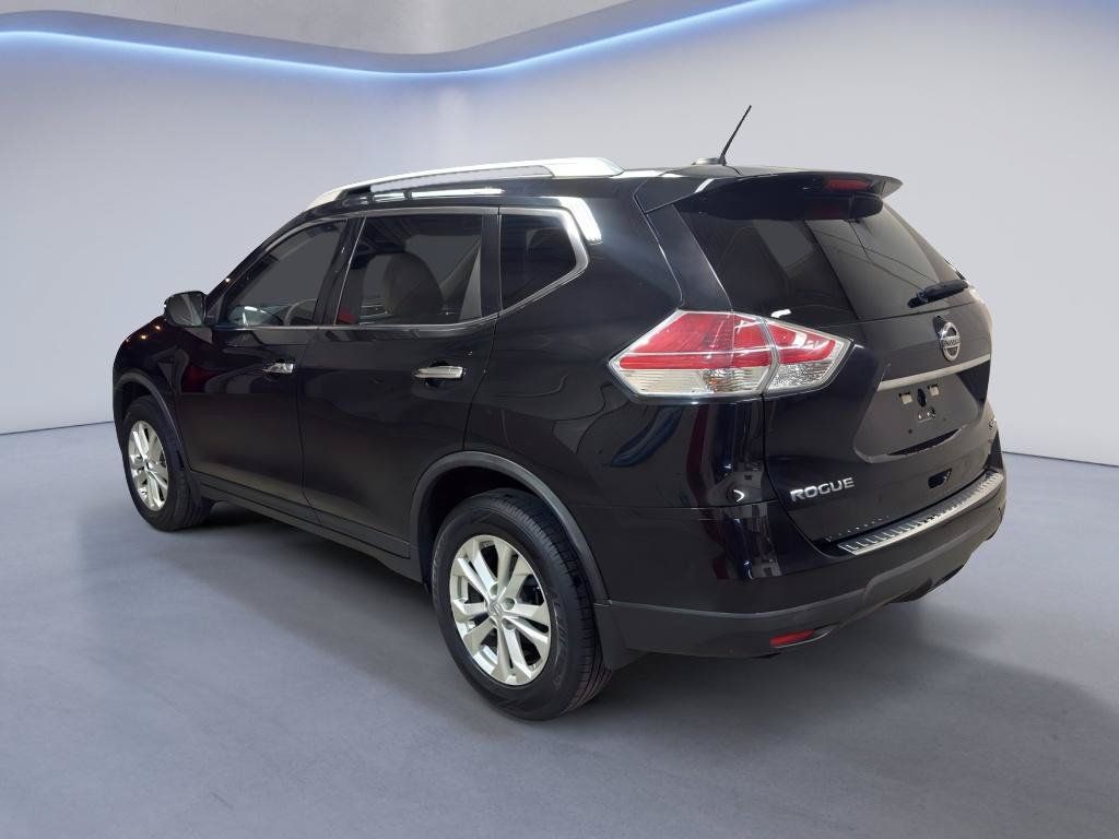 Used 2016 Nissan Rogue SV AWD/4WD image 5