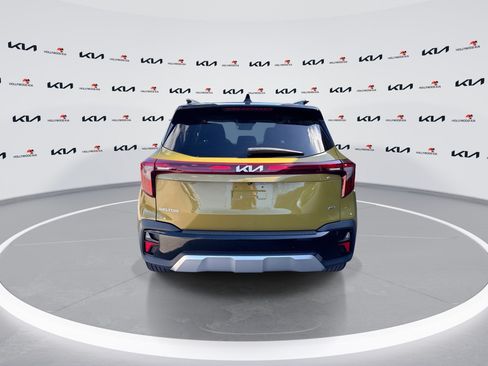 Used 2024 Kia Seltos SX AWD/4WD image 7