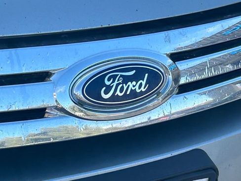 Used 2009 Ford Fusion SEL image 11