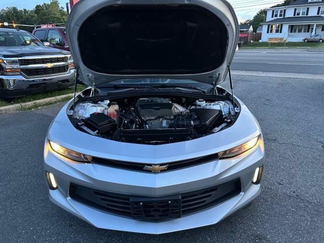 Used 2017 Chevrolet Camaro LT RWD image 23