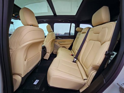 New 2026 Jeep Grand Cherokee Limited image 34