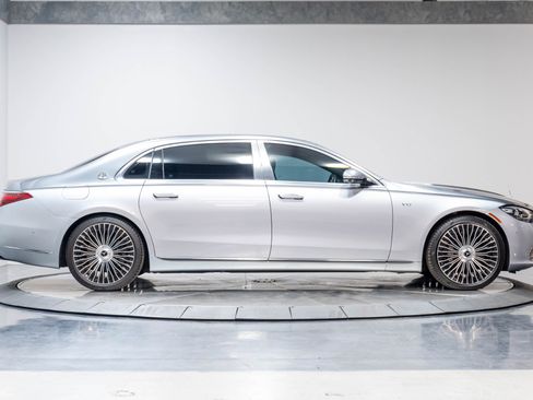 Used 2024 Mercedes-Benz Maybach S 680 4MATIC image 15