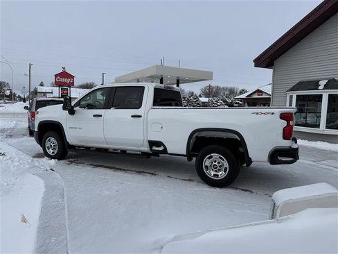 Used 2024 Chevrolet Silverado 2500 W/T image 1