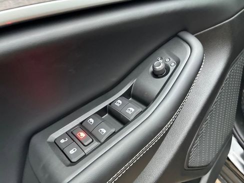 New 2026 Jeep Grand Cherokee Altitude AWD/4WD image 12