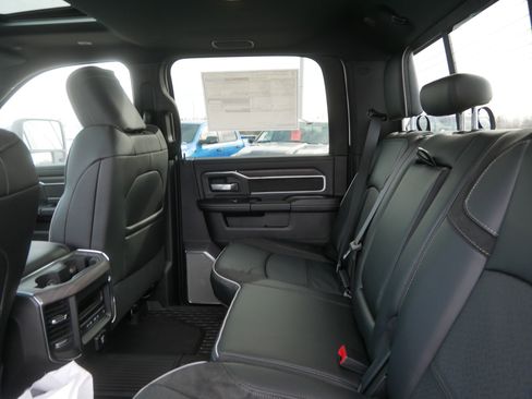 New 2026 RAM 3500 Laramie AWD/4WD image 10