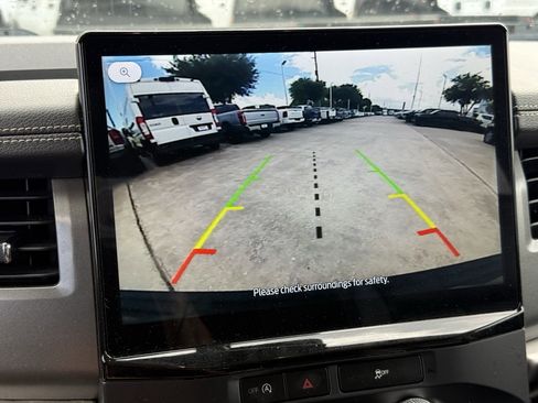 Used 2024 Ford Expedition XLT RWD image 2