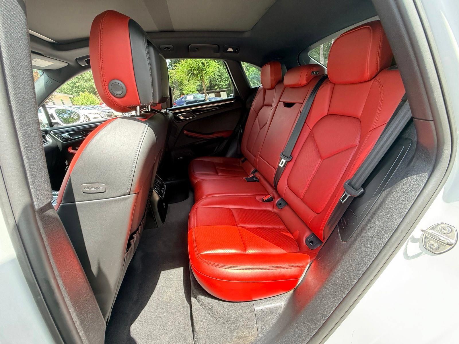 Used 2017 Porsche Macan S AWD/4WD image 33