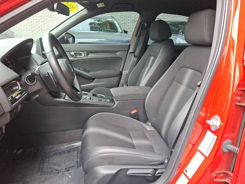 Used 2024 Honda Civic Sport image 10
