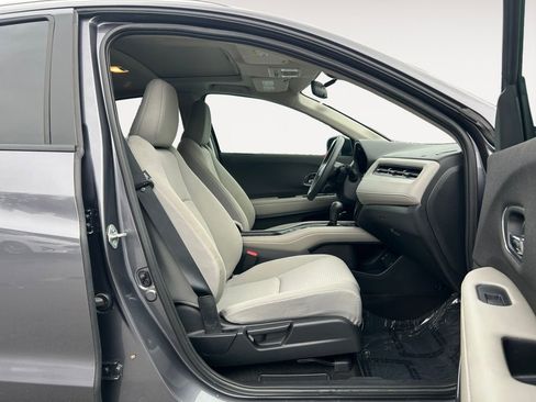 Used 2020 Honda HR-V EX image 10