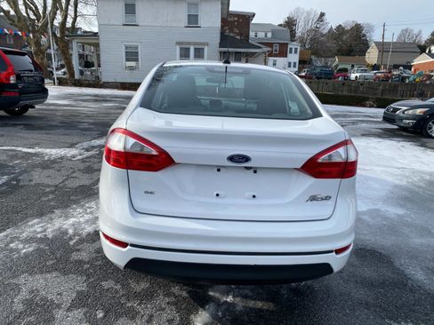Used 2019 Ford Fiesta SE w/ Cold Weather Package image 4