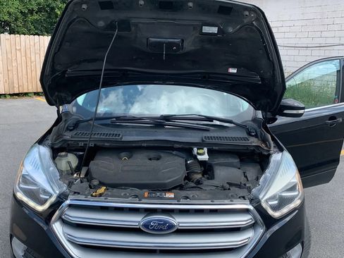 Used 2017 Ford Escape Titanium w/ Canadian Touring Package AWD/4WD image 26