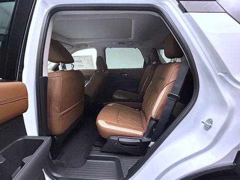 New 2026 Nissan Pathfinder Platinum AWD/4WD image 11