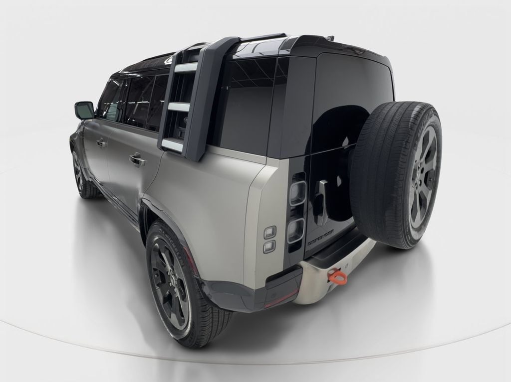 Used 2021 Land Rover Defender 110 X AWD/4WD image 11