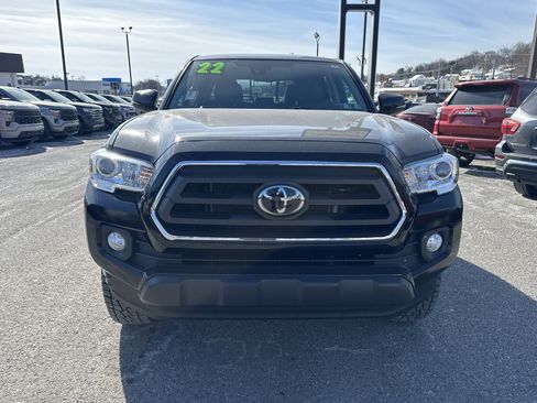 Used 2022 Toyota Tacoma SR5 image 9