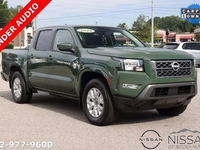 Used 2024 Nissan Frontier SV w/ SV Convenience Package