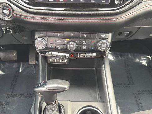 Used 2023 Dodge Durango GT image 15