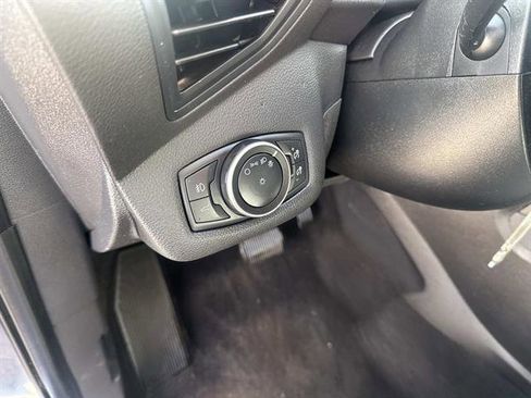Certified 2018 Ford Escape SE image 21