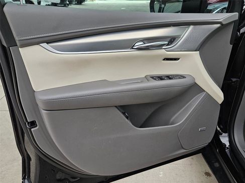 Certified 2023 Cadillac XT5 Premium Luxury FWD image 21