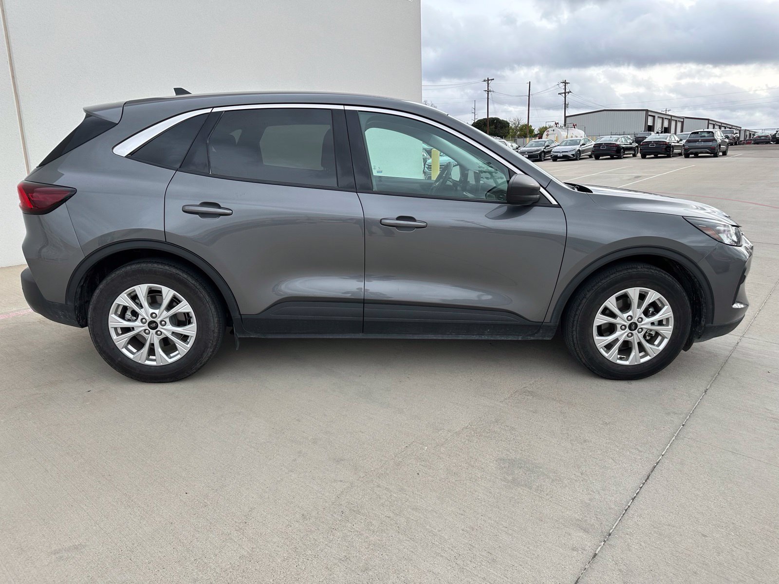 Used 2024 Ford Escape Active w/ Tech Pack #1 FWD image 8