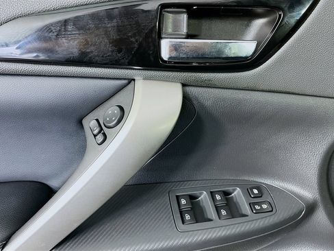 Used 2024 Mitsubishi Eclipse Cross SE AWD/4WD image 25