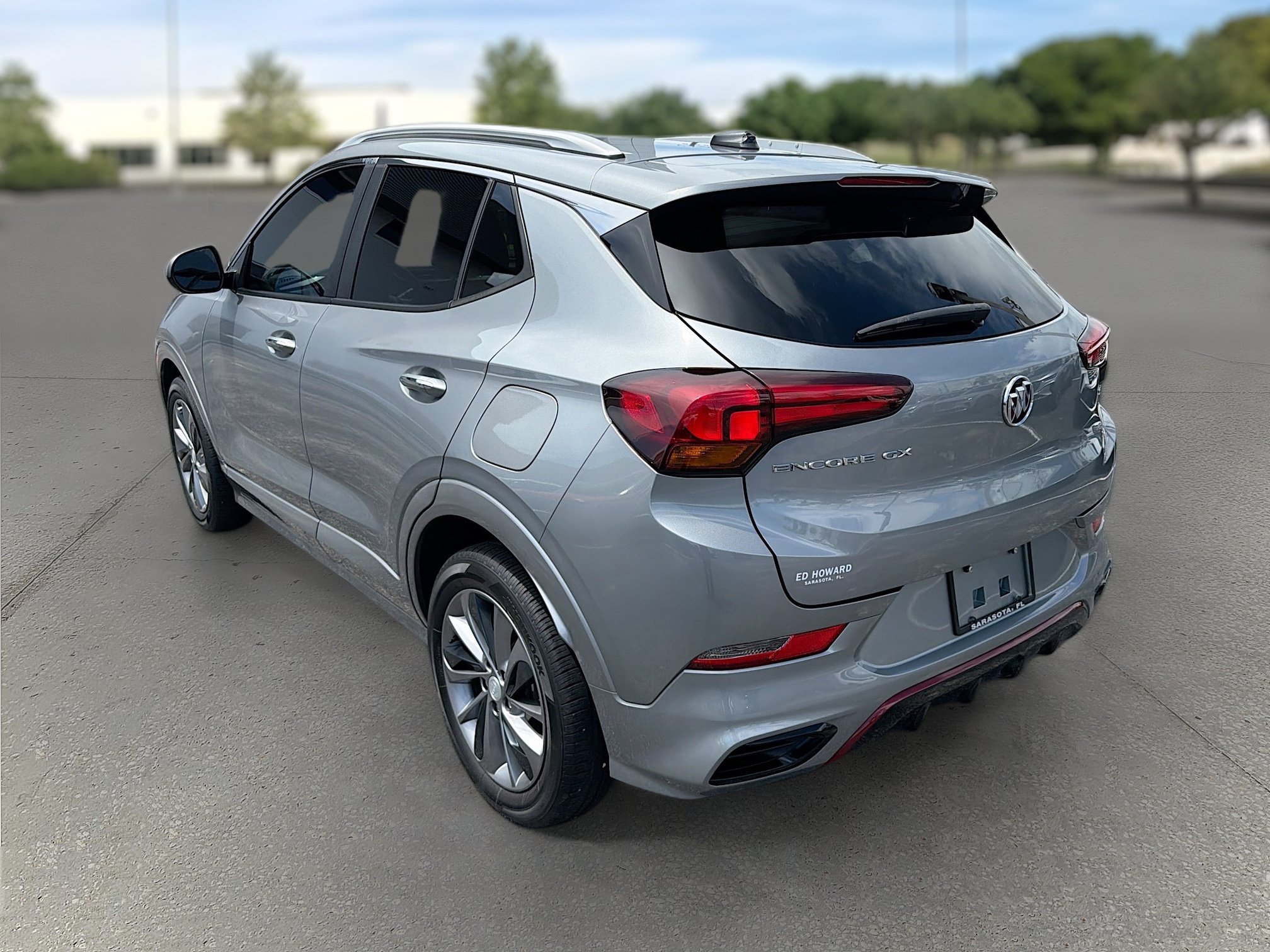 Used 2023 Buick Encore GX Select w/ Sport Touring Package FWD image 5