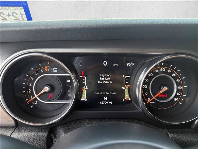Used 2019 Jeep Wrangler Unlimited Sahara AWD/4WD image 11