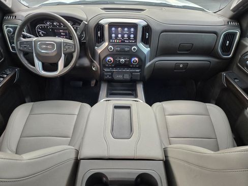 Used 2021 GMC Sierra 1500 SLT w/ SLT Convenience Package AWD/4WD image 16