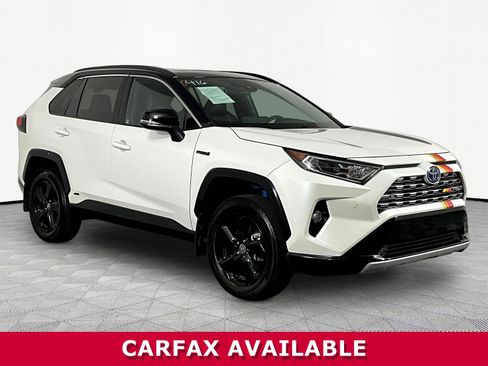 Used 2021 Toyota RAV4 XSE AWD/4WD image 3