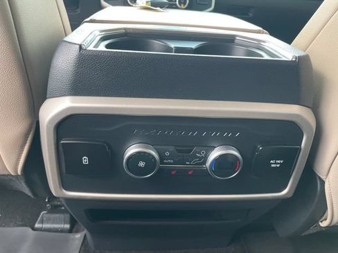 Used 2022 Ford Expedition Limited AWD/4WD image 21