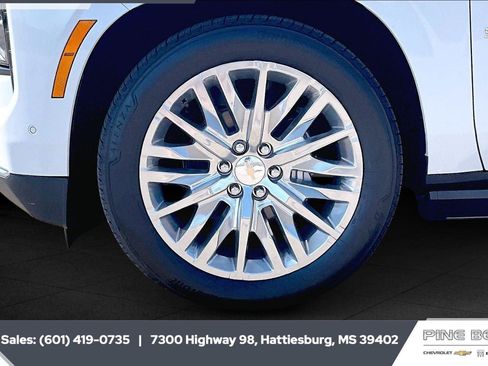 New 2026 Chevrolet Suburban High Country AWD/4WD image 7