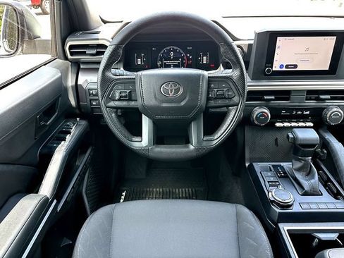 Certified 2026 Toyota Tacoma SR5 AWD/4WD image 21
