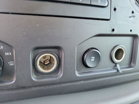 Used 2012 Ford E-350 and Econoline 350 XL w/ PWR Windows & Locks Group image 22