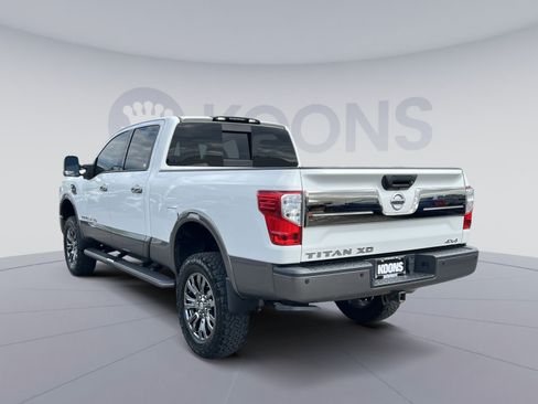 Used 2019 Nissan Titan Platinum Reserve w/ Platinum Utility Package AWD/4WD image 14