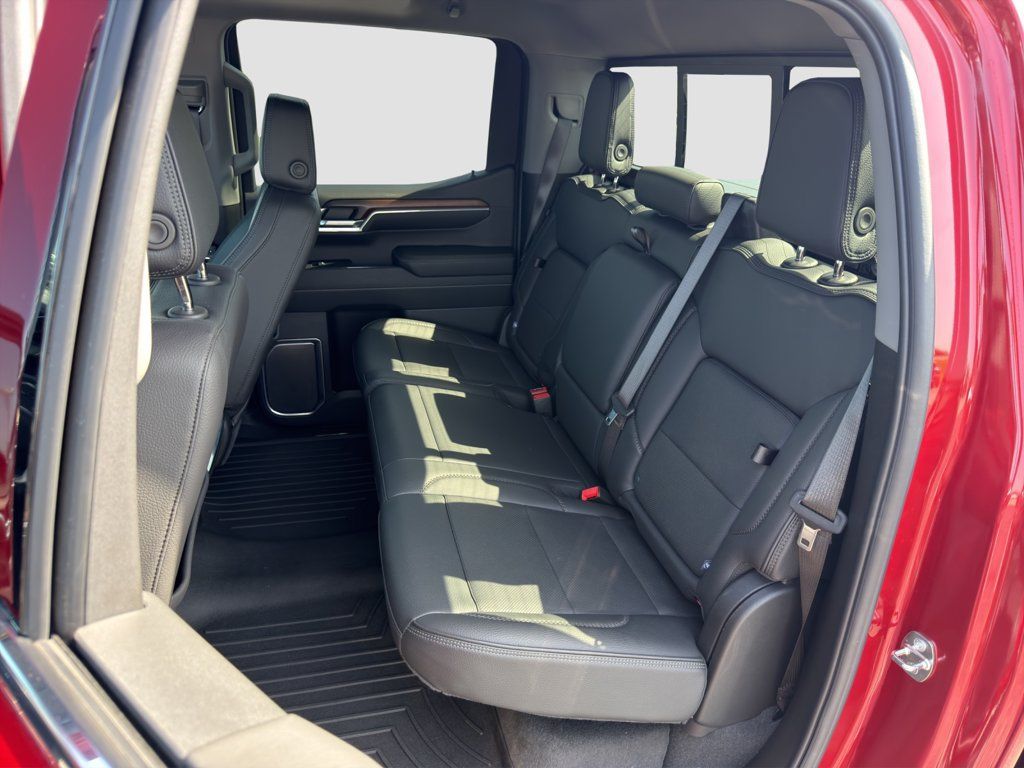 Used 2024 GMC Sierra 1500 Denali AWD/4WD image 26