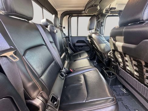 Used 2023 Jeep Gladiator Mojave w/ LED Lighting Group image 31