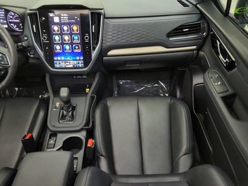 Used 2025 Subaru Forester Limited AWD/4WD image 34