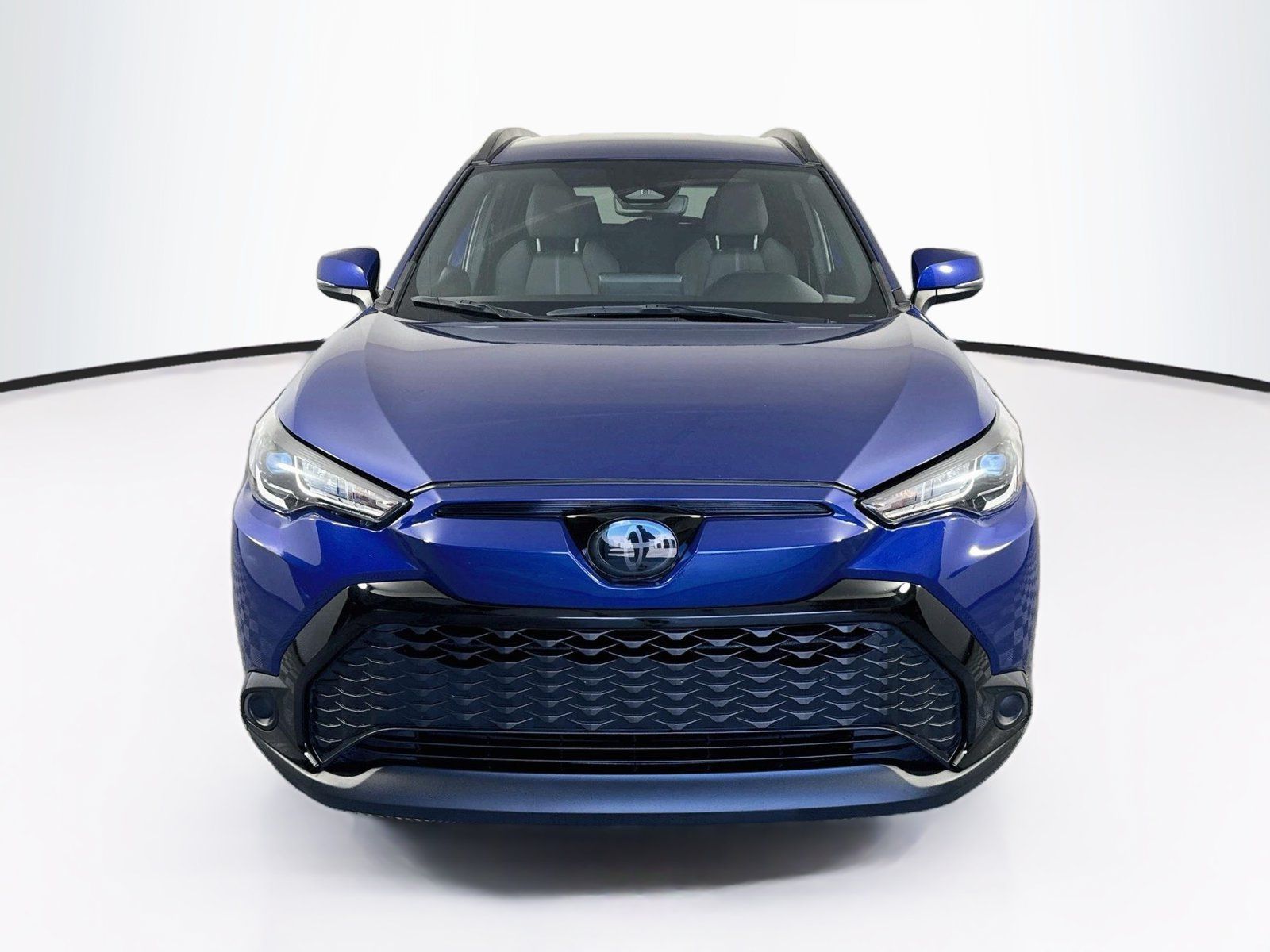 Used 2024 Toyota Corolla Cross AWD Hybrid image 2