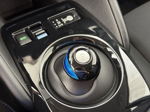 Used 2024 Nissan Leaf SV Plus FWD image 15