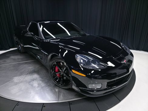 Used 2013 Chevrolet Corvette Grand Sport w/ 2LT Preferred Equipment Group RWD image 49