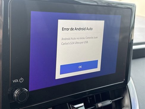 Used 2025 Toyota Corolla LE image 18