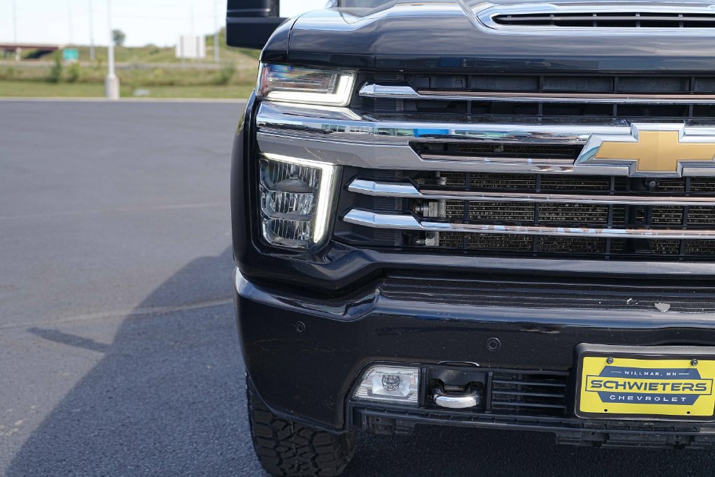 Used 2022 Chevrolet Silverado 3500 High Country AWD/4WD image 4