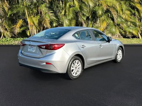 Used 2015 MAZDA MAZDA3 i Touring image 5