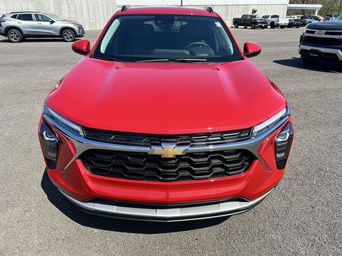 New 2026 Chevrolet Trax LT w/ Driver Confidence Package FWD image 9