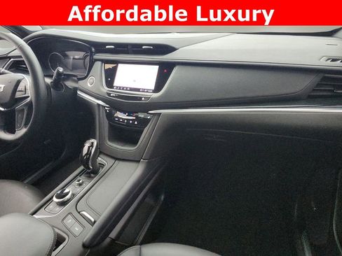 Used 2025 Cadillac XT5 Premium Luxury image 27