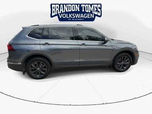 Used 2022 Volkswagen Tiguan SE FWD image 9