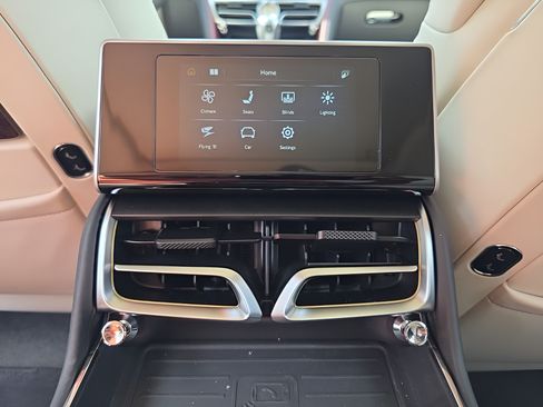 New 2025 Bentley Flying Spur Plug-In Hybrid AWD/4WD image 39