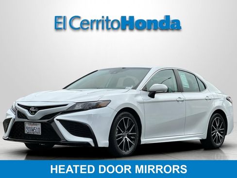 Used 2024 Toyota Camry SE FWD image 7