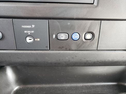 Used 2024 GMC Savana 2500 w/ Driver Convenience Package image 20